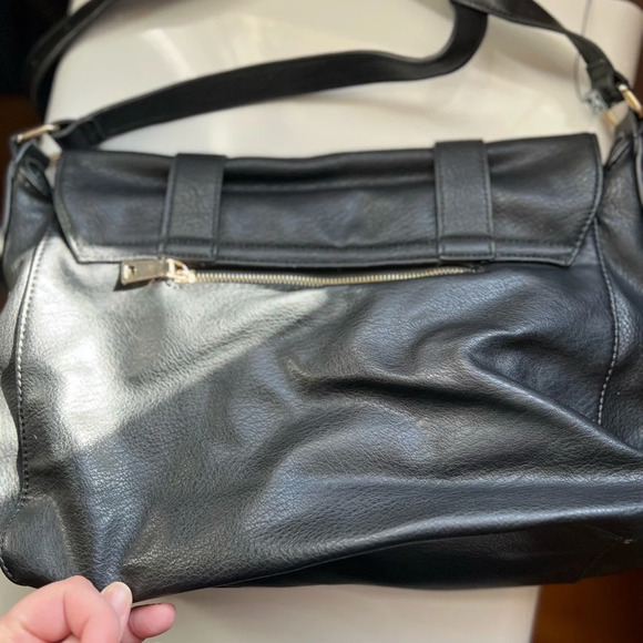 MMS Large Crossbody Messenger Bag with Gold Accents - Picture 4 of 11